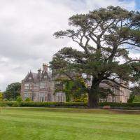 Muckross House